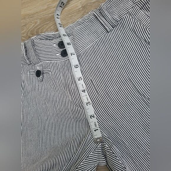 Larry Levine Petite short pants / capris blue and white vertical mini striped 4p - Picture 10 of 11